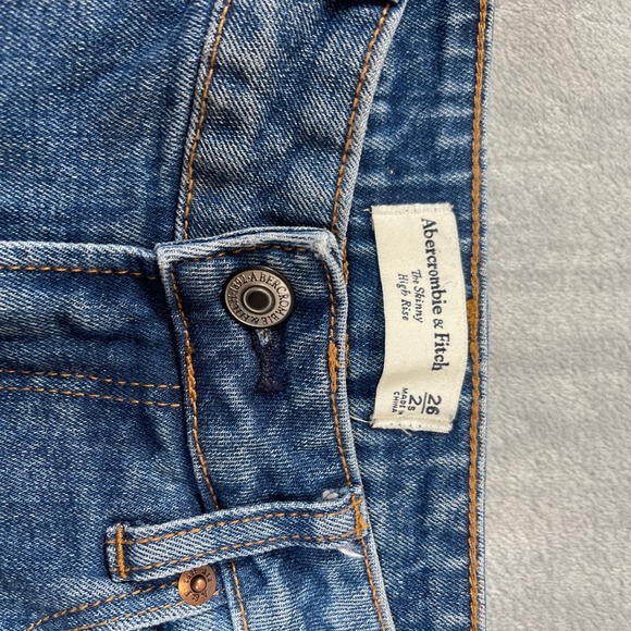 Abercrombie Fitch Women's Size 26 The Skinny High Rise Jeans Distressed Blue - Picture 4 of 6